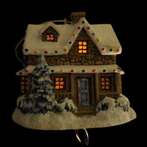 Thomas Kinkade 2001 "Christmas Eve" Winter Memories Illuminated Ornament Cottage